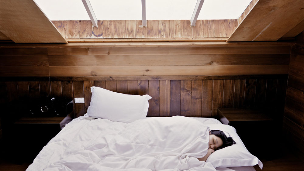 Daylight Saving Time: What lack of sleep is doing to our brain - Vimarsana News