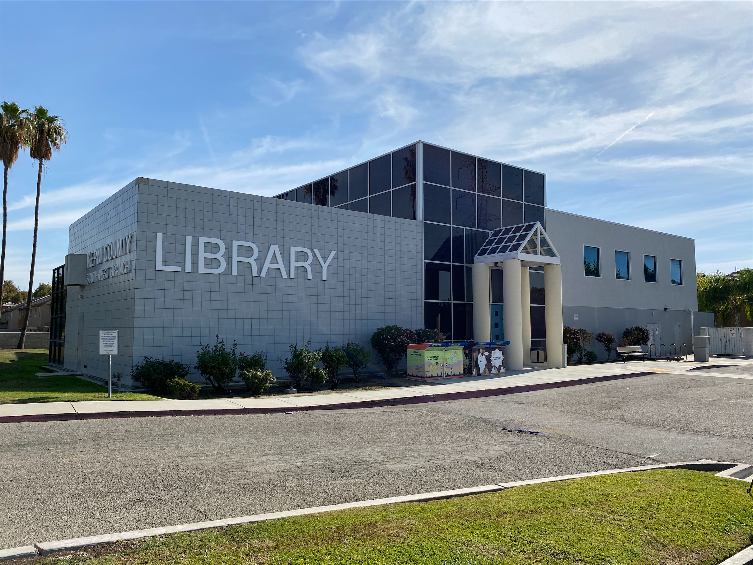 Kern County Library Southwest Branch