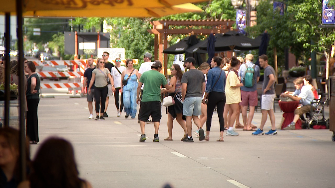Denver prepares for crowds ahead of Stanley Cup Playoffs 