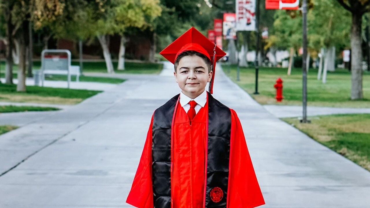 unlvgrad.jpeg