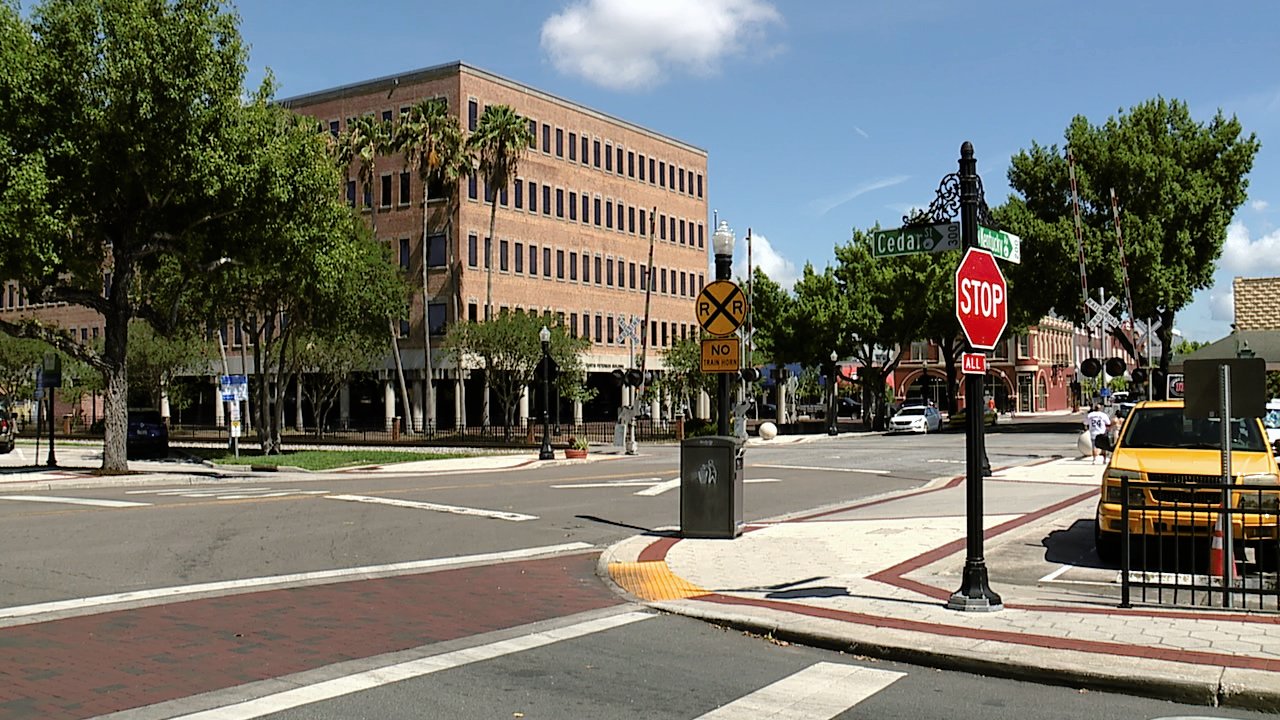 Armed guard patrolling downtown Lakeland will help with panhandling, disturbances