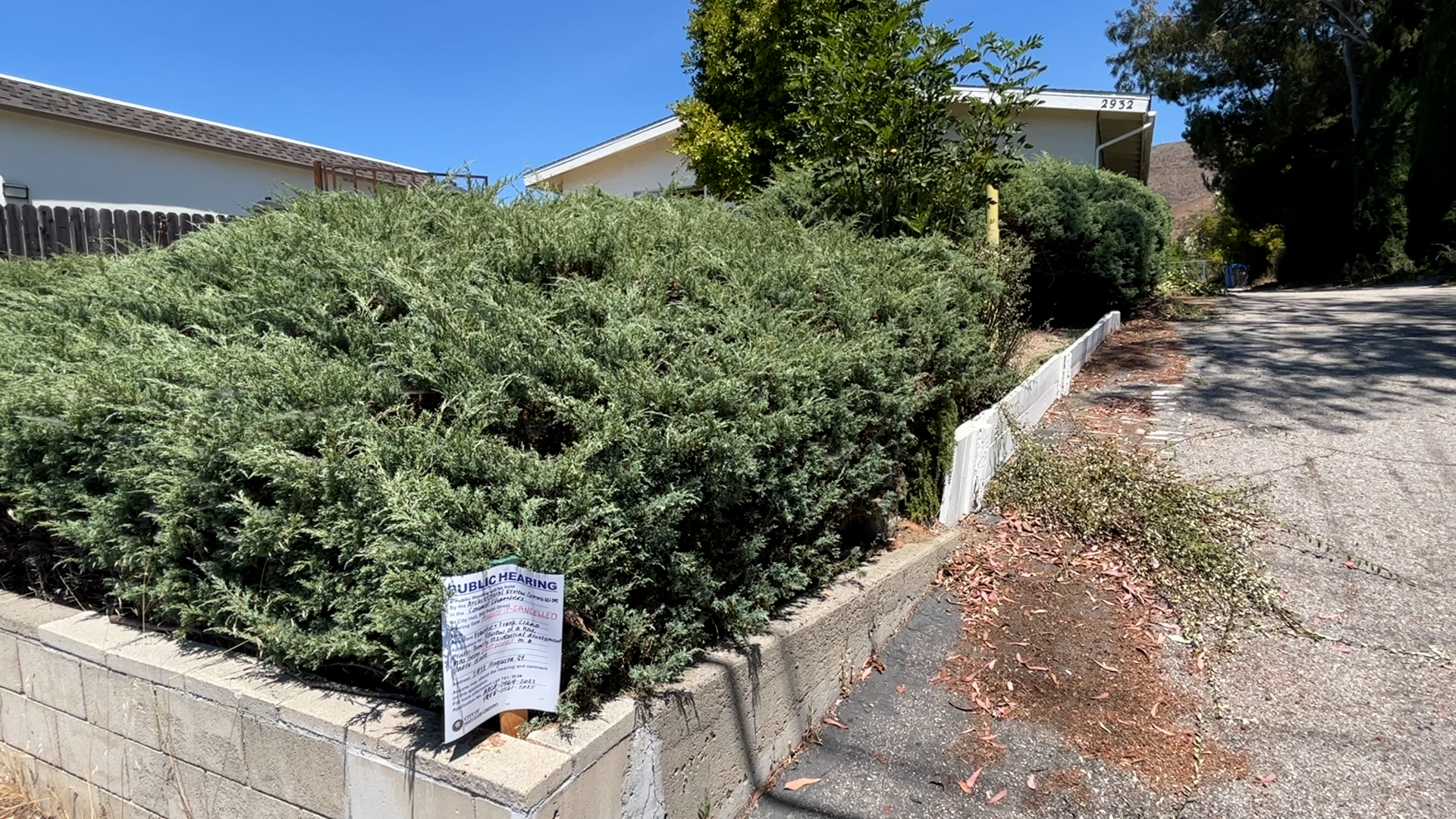 2932 apartment complex augusta st..jpg