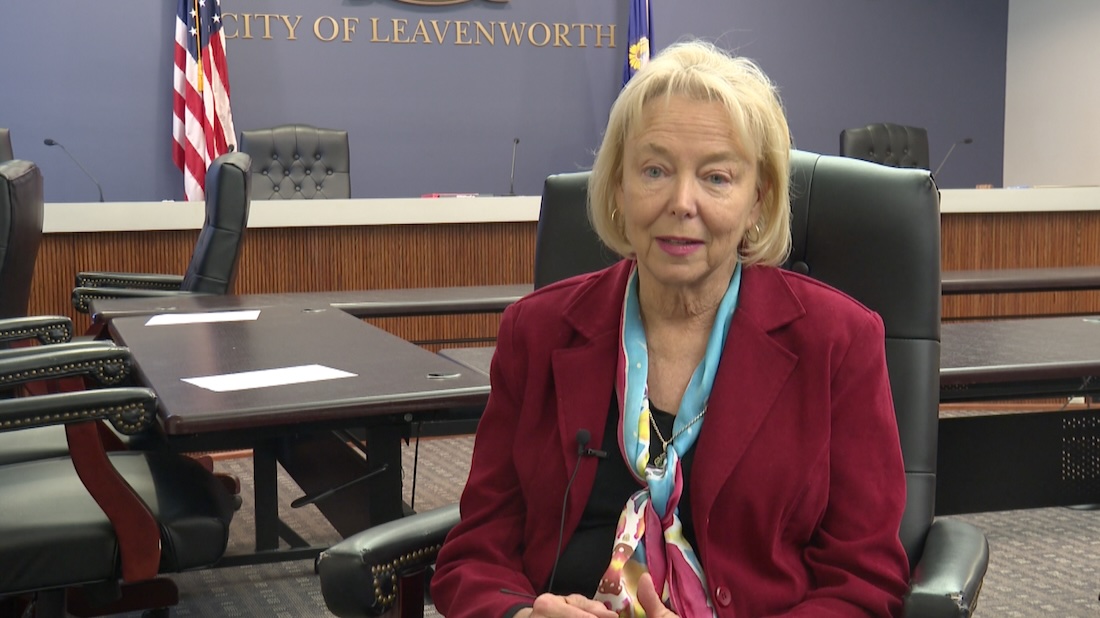 LEAVENWORTH MAYOR COVER.jpg