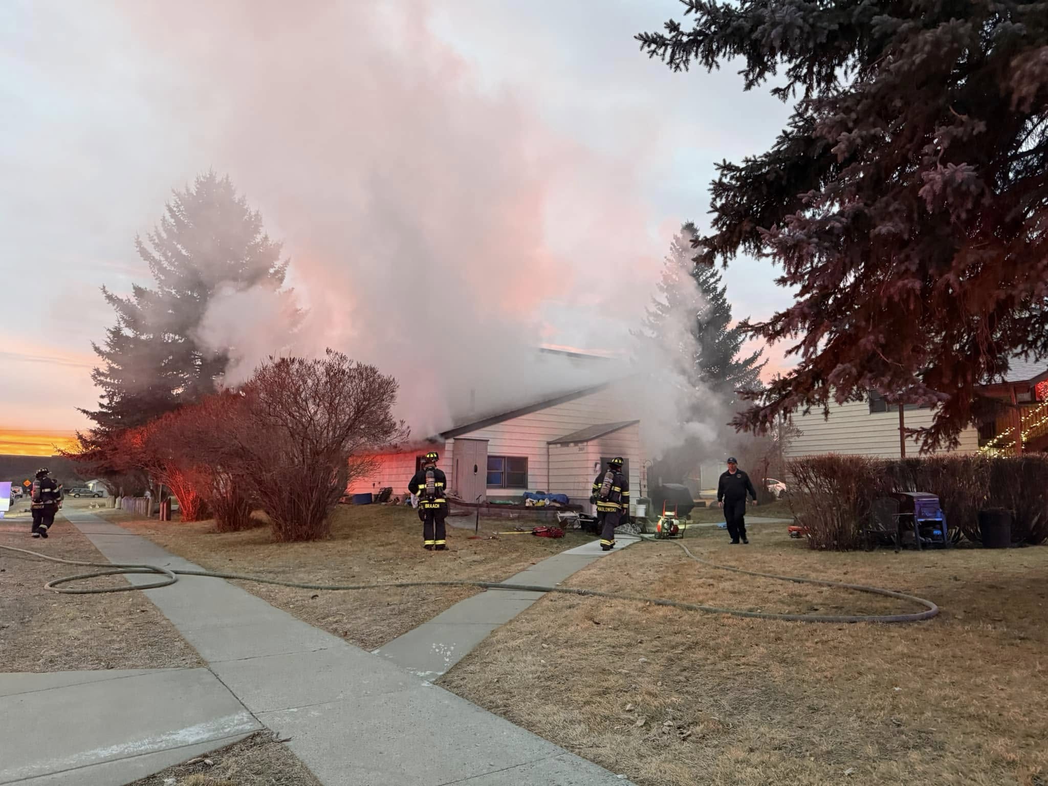 livingston ave fire 3.jpg