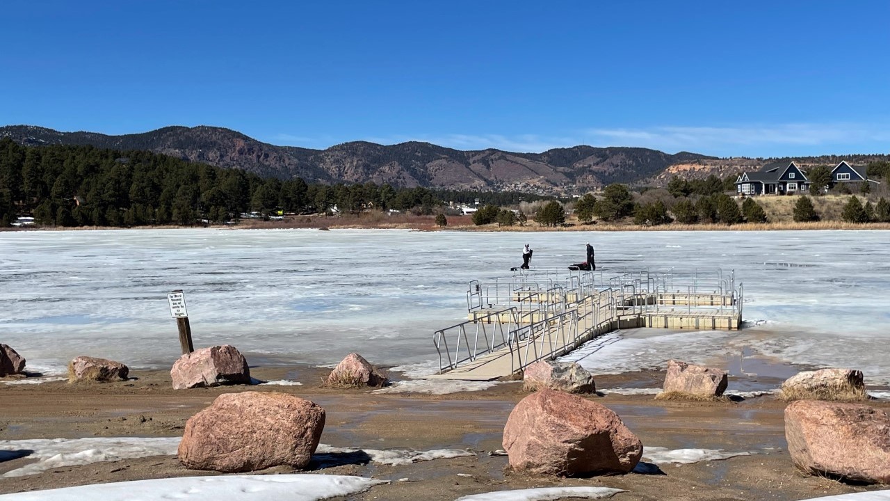 Monument Lake