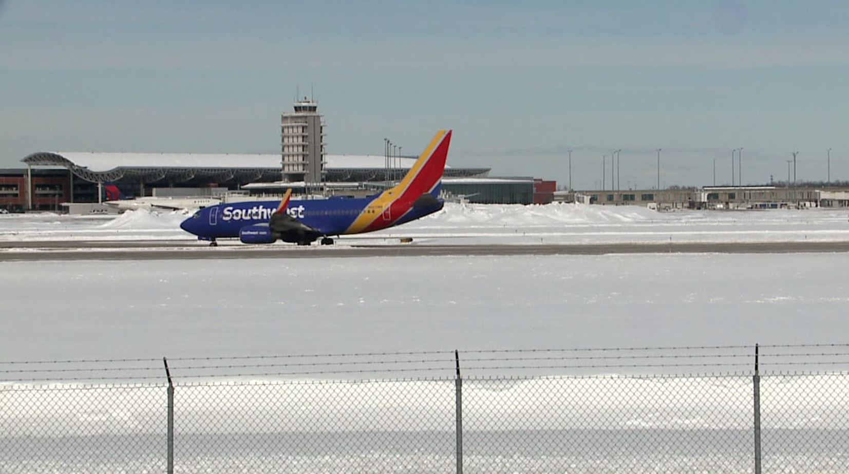 grr airport snow.JPG