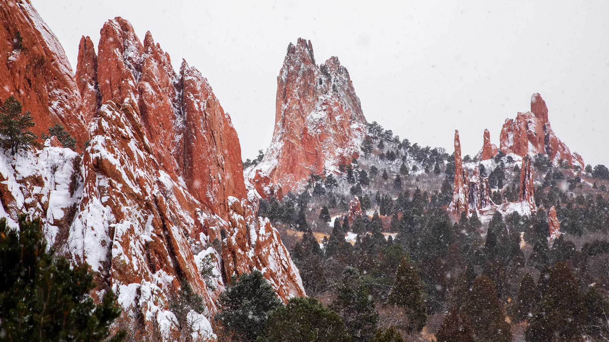 Bruce Hausknecht garden of the gods snow