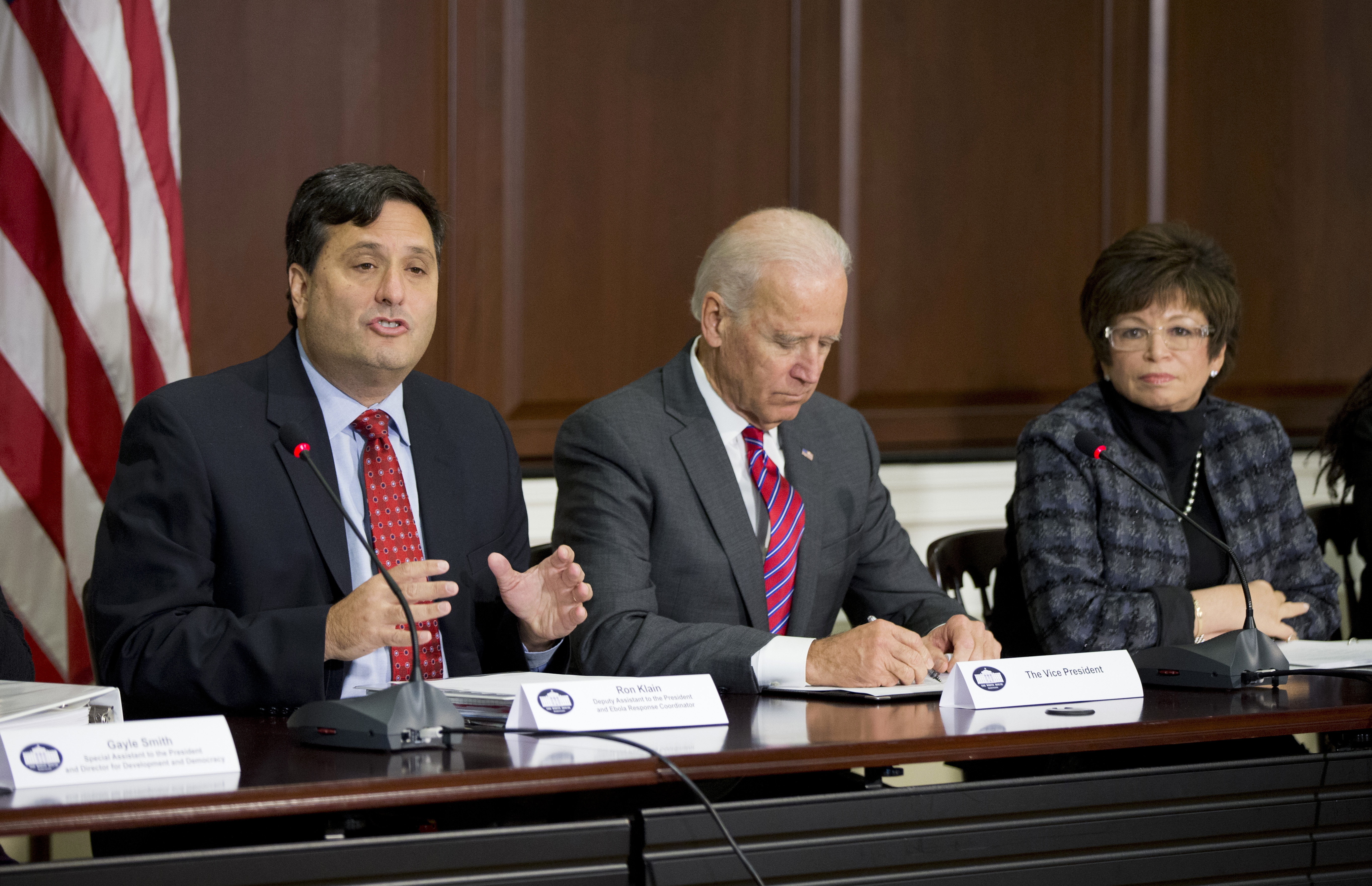 Biden names longtime aide Ron Klain as chief of staff