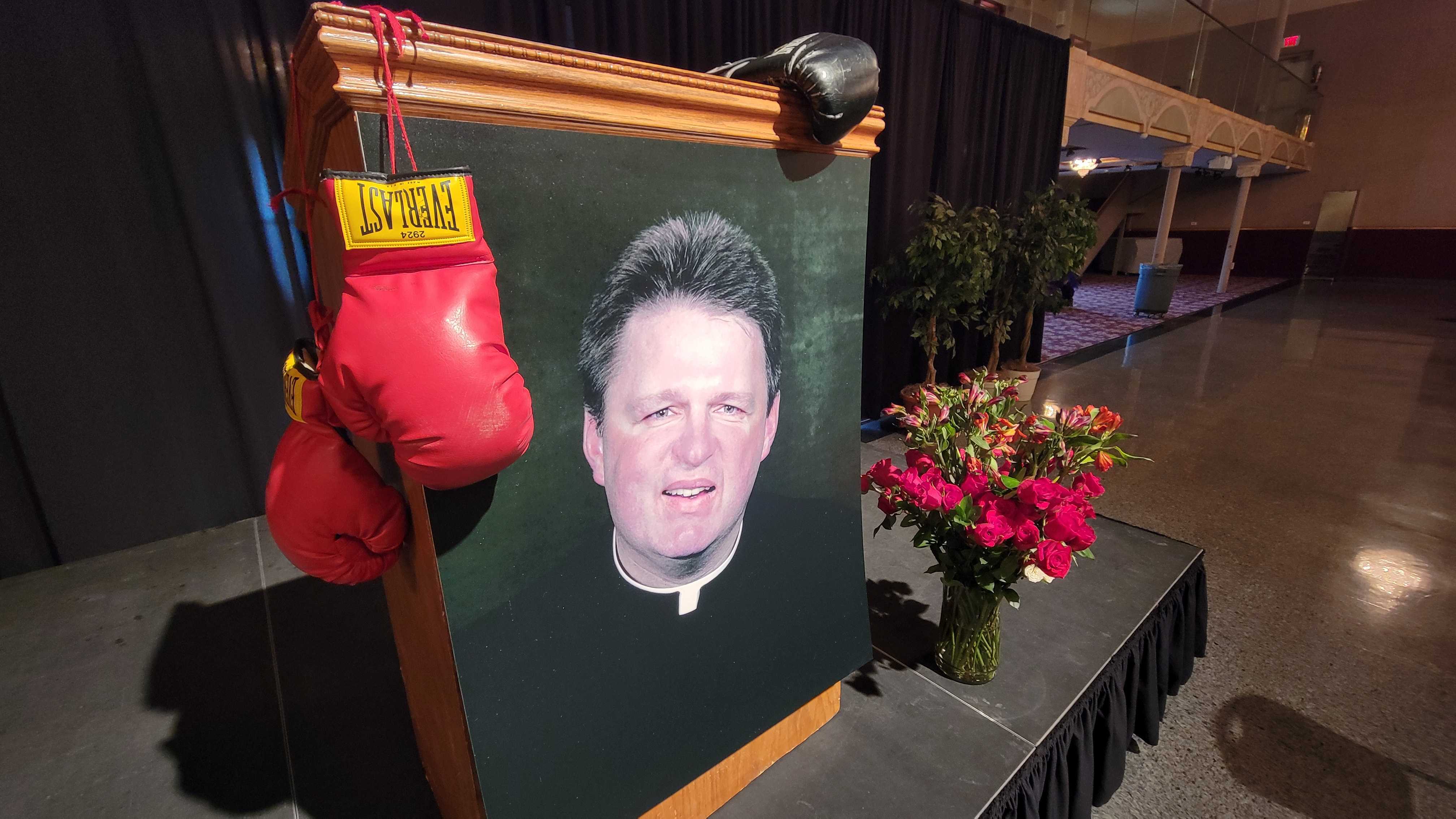 Friends of Father Stu hold fundraiser to help continue his legacy