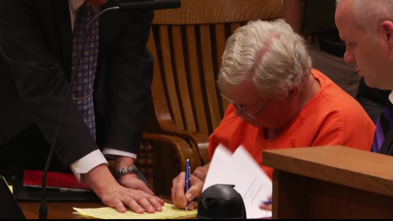 Supreme Court overturns homicide convictions for former Florence doctor