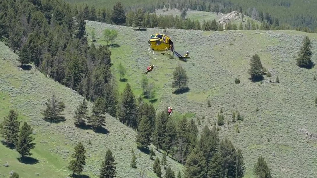 gallatin rappel crew.jpg