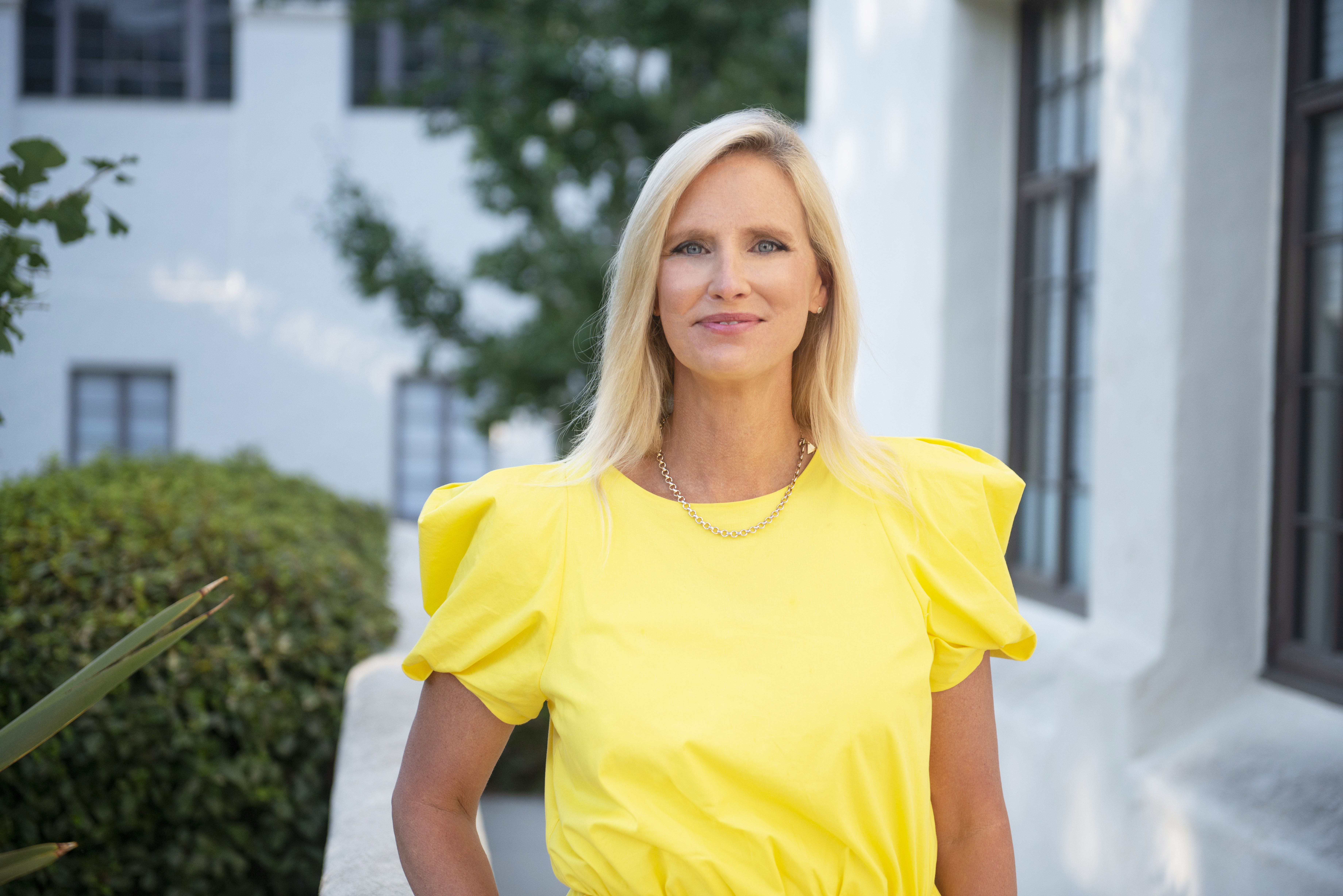 Laura Capps.jpg