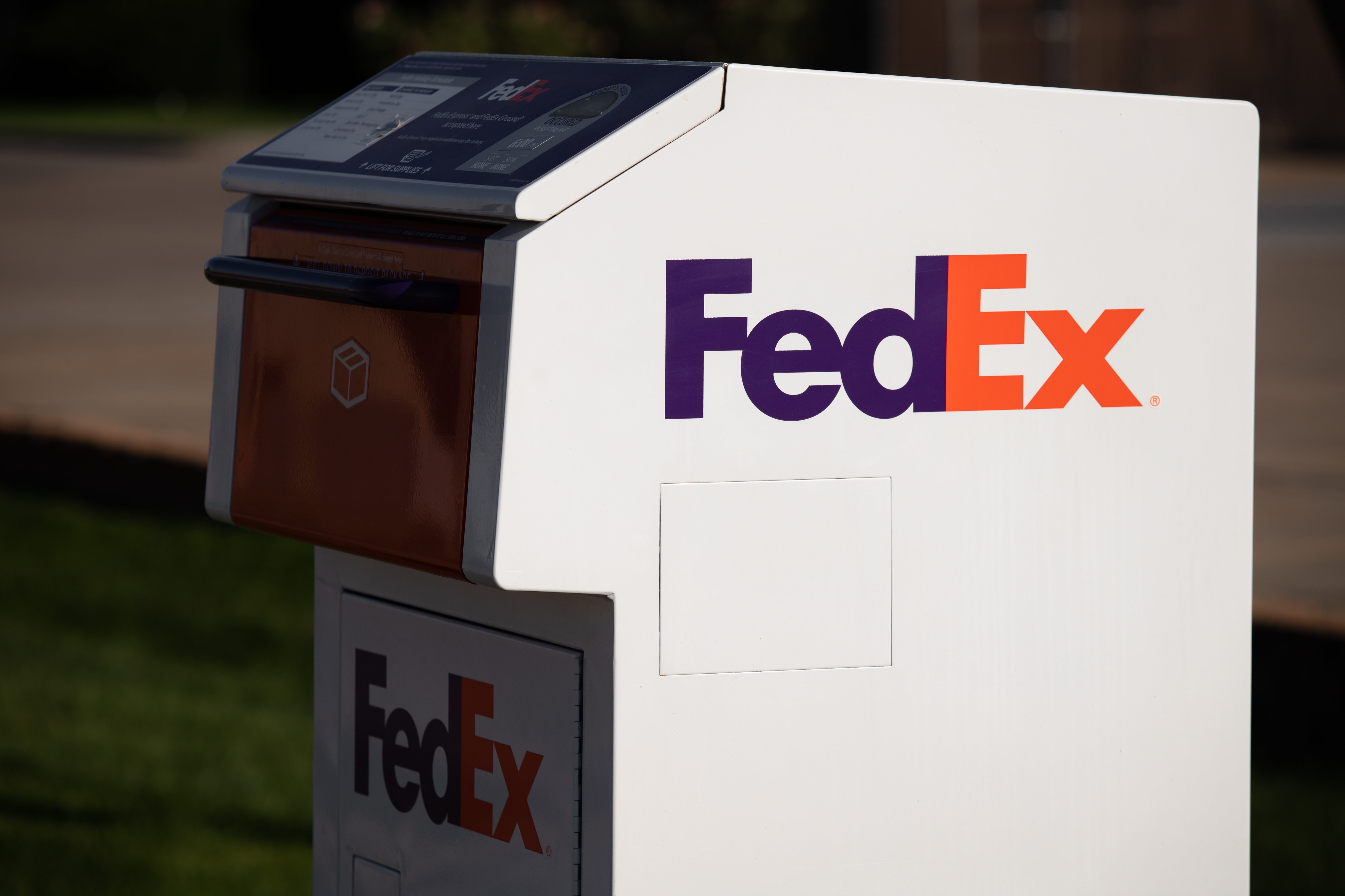 Fed-Ex Box