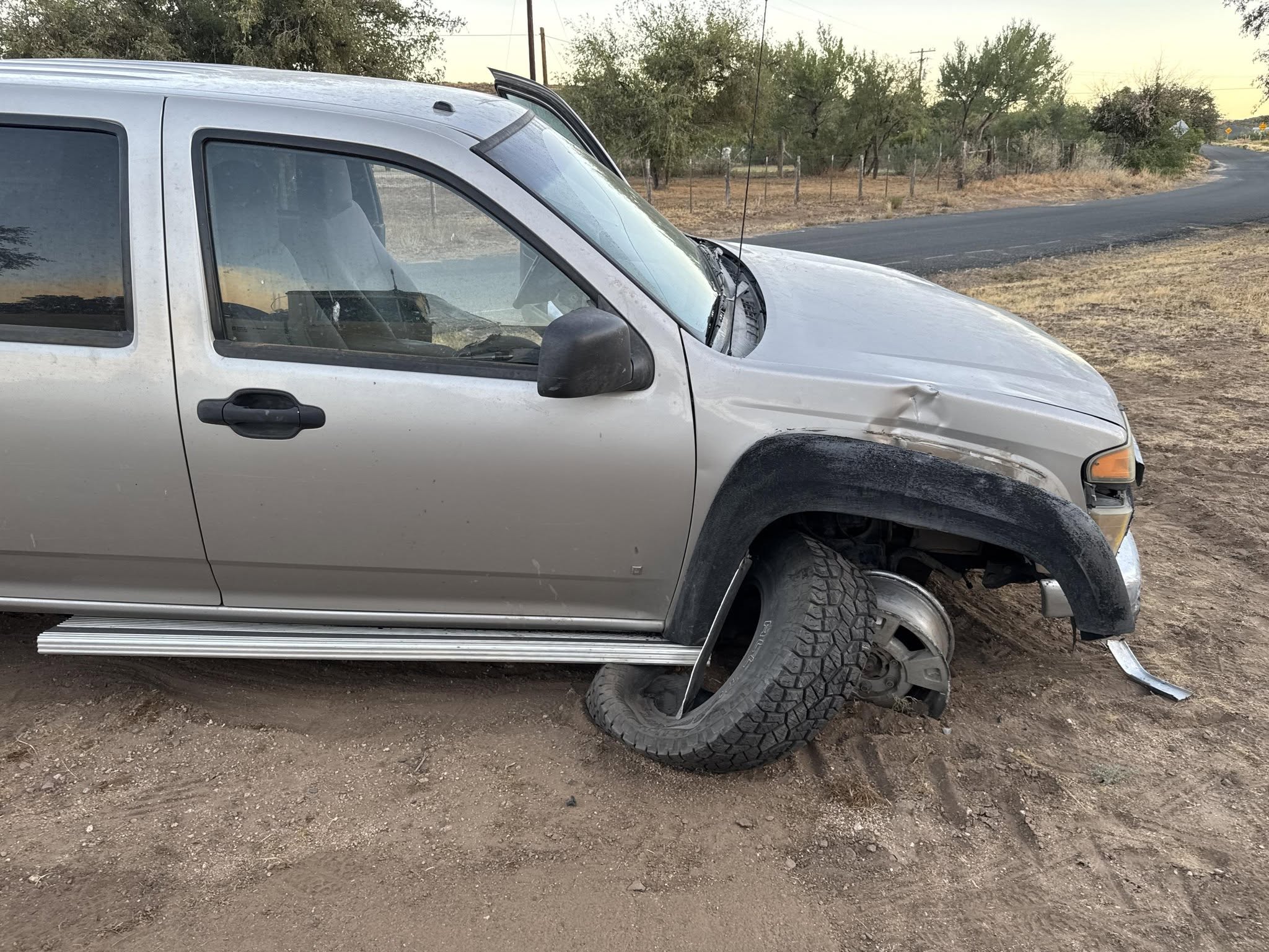 Kirkland fire suspect vehicle