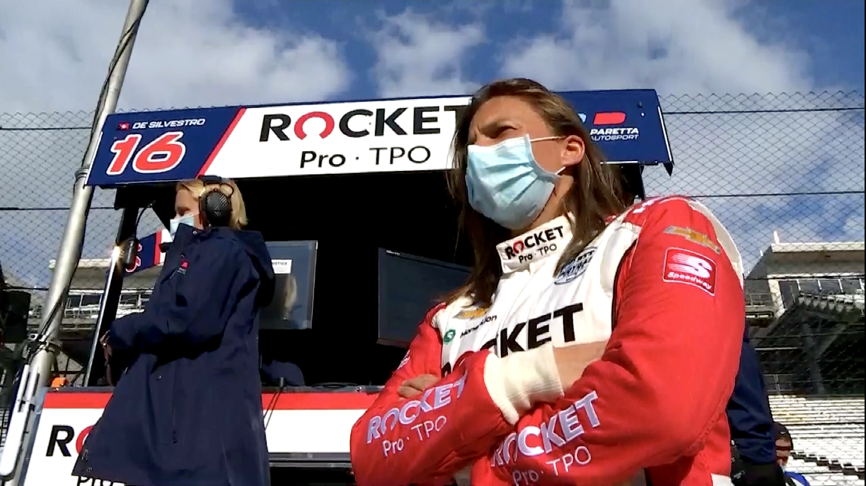 Beth Paretta Simona di Silvestro