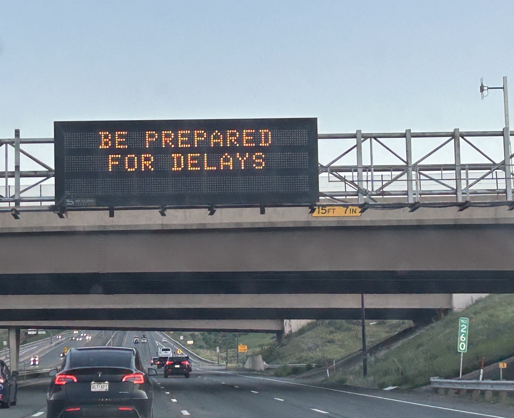 i70 delays sign