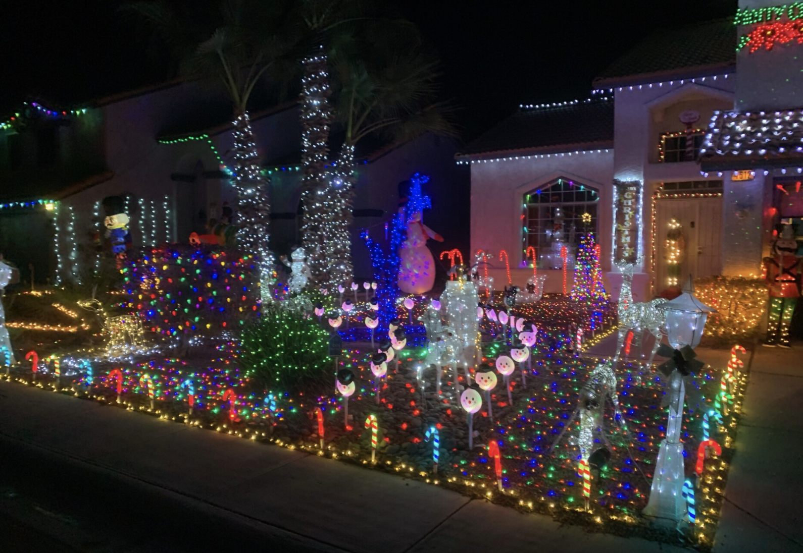 Las Vegas Christmas light display.png
