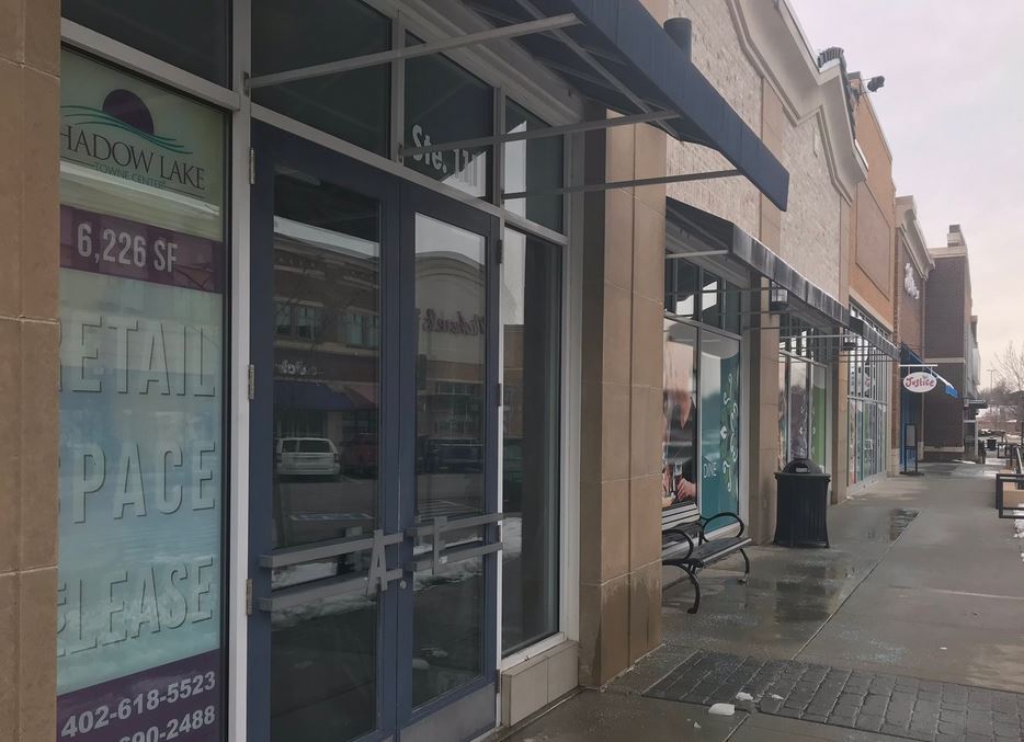 shadow lake towne center shopping lease space