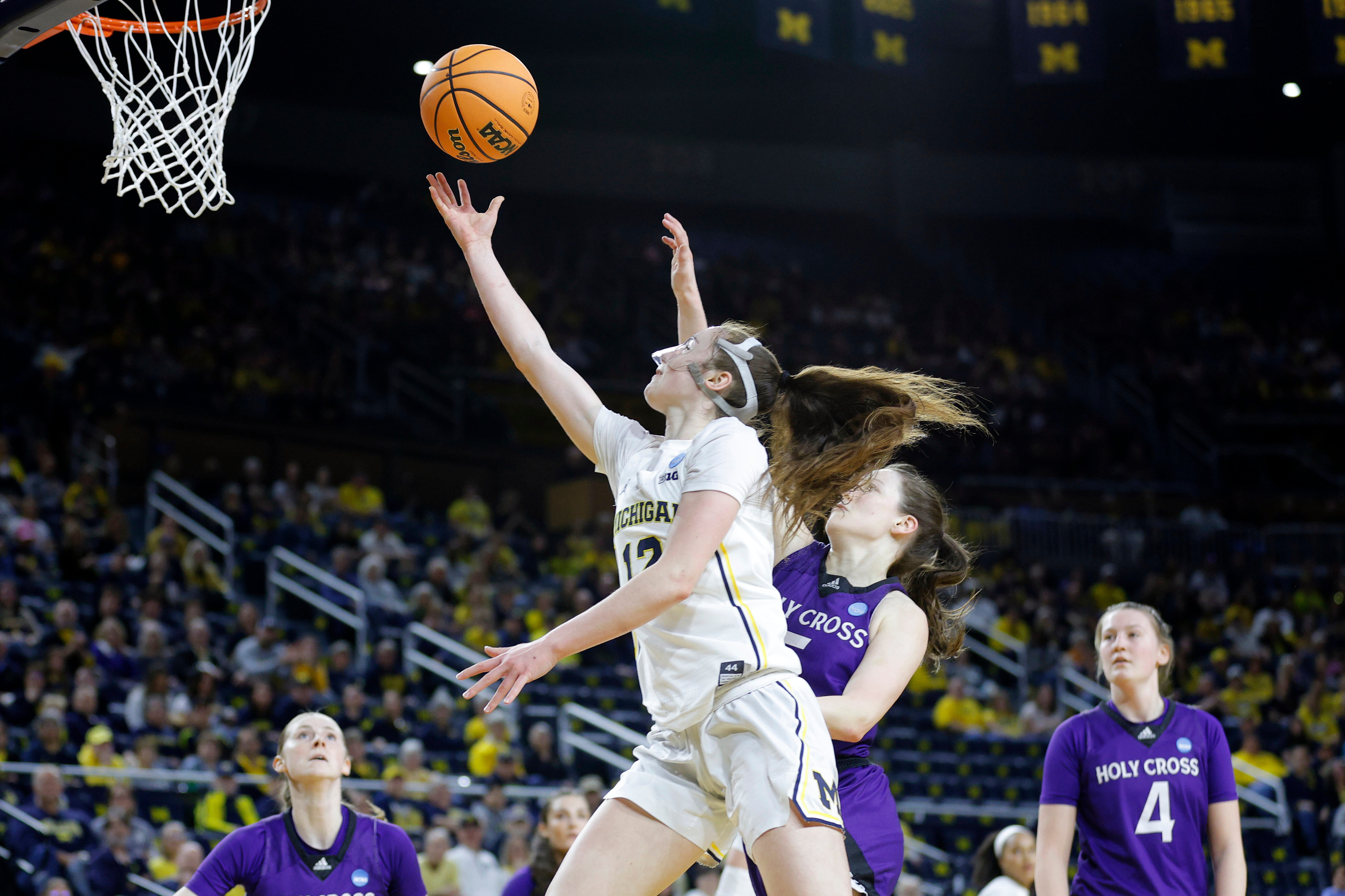 NCAA Holy Cross Michigan Basketball