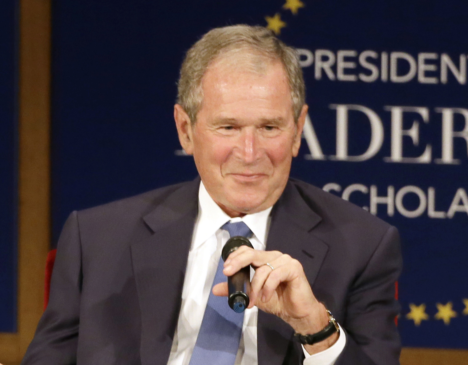Bill Clinton, George W. Bush