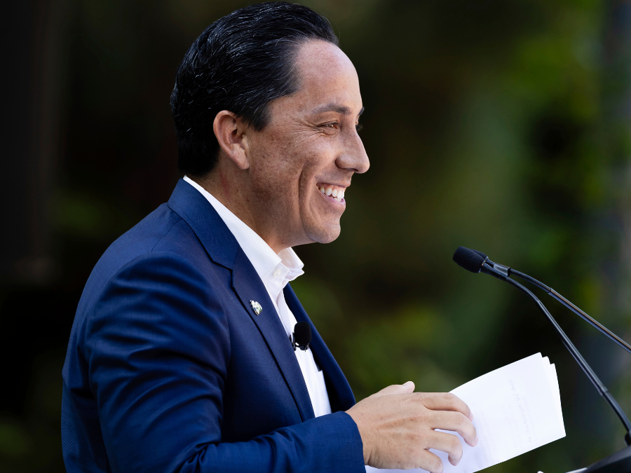 todd_gloria_sd_zoo_ap.png