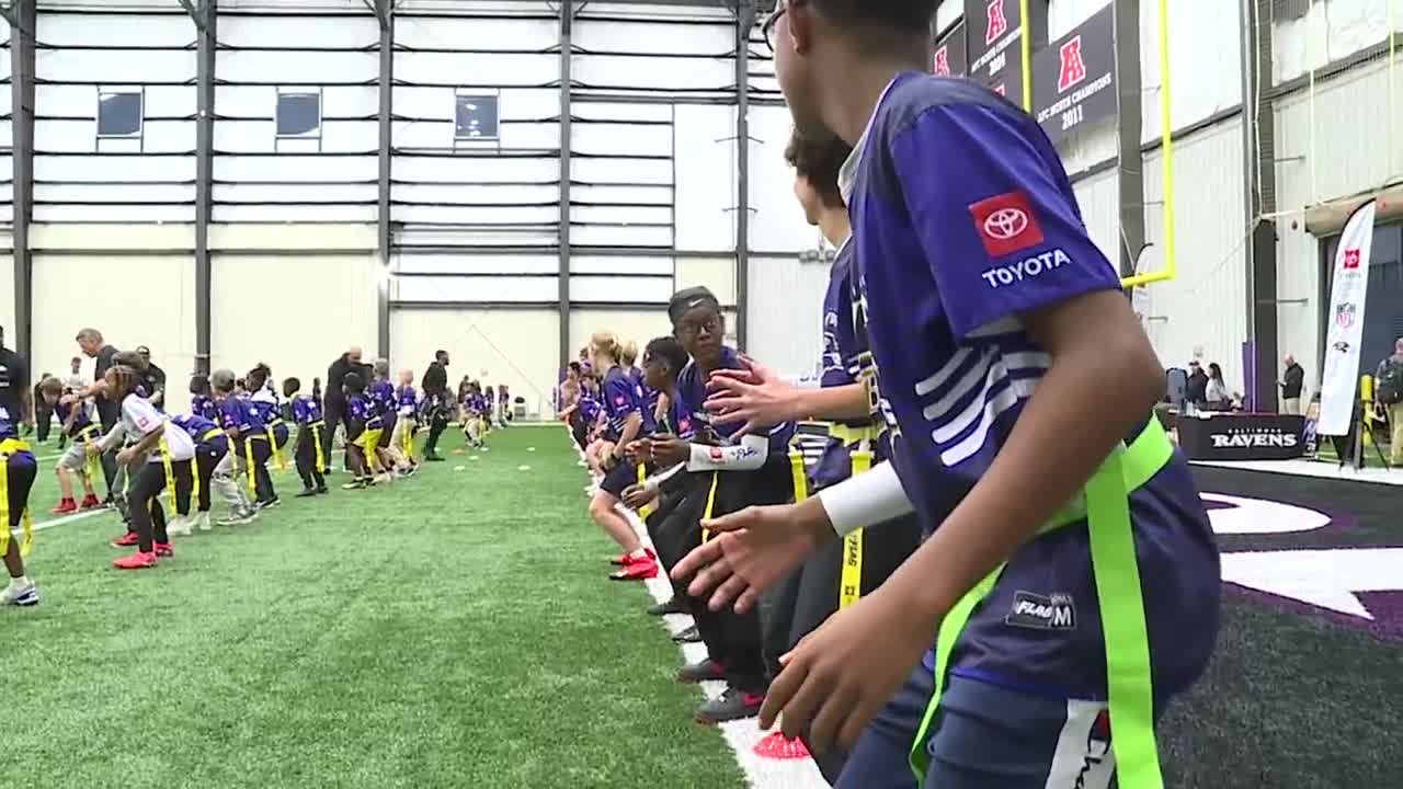Ravens and Toyota hold flag football clinic for military kids