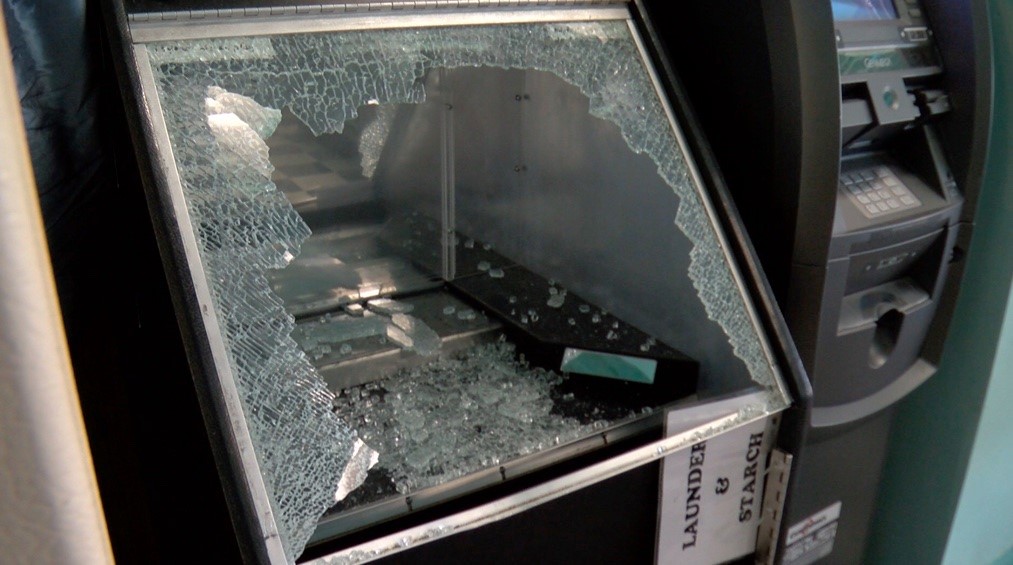 Jessica's Laundromat break-in.jpg
