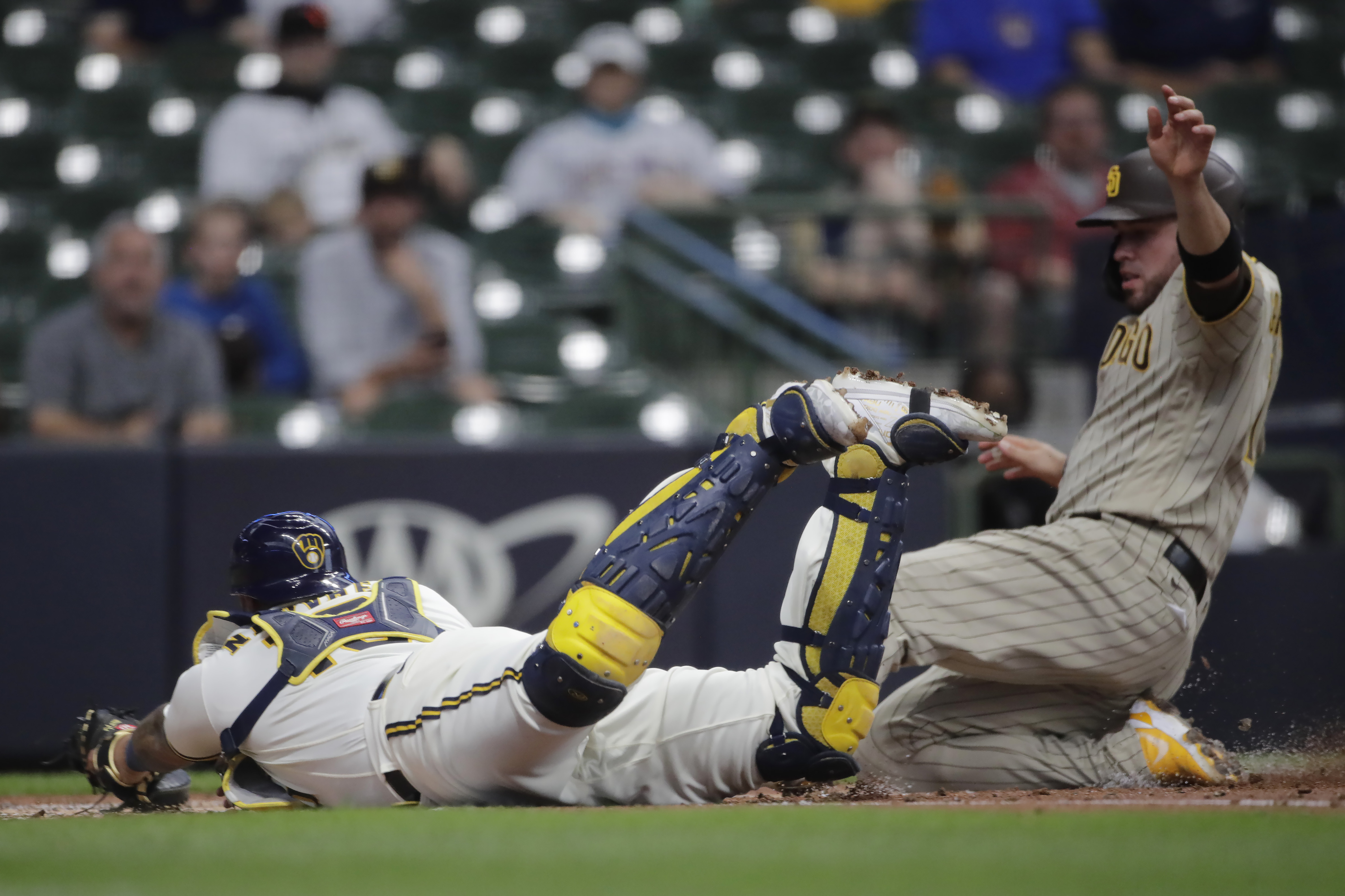 Padres Brewers Baseball