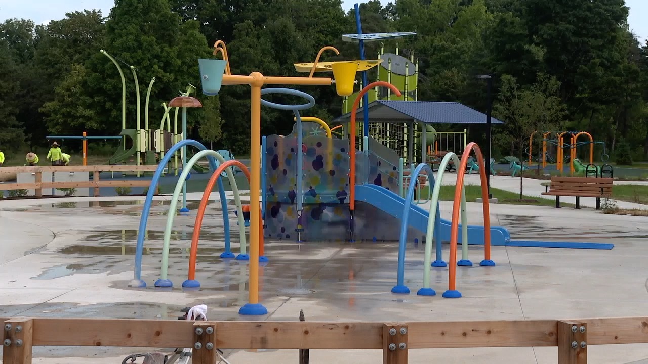 washington park splash pad 2.jpg