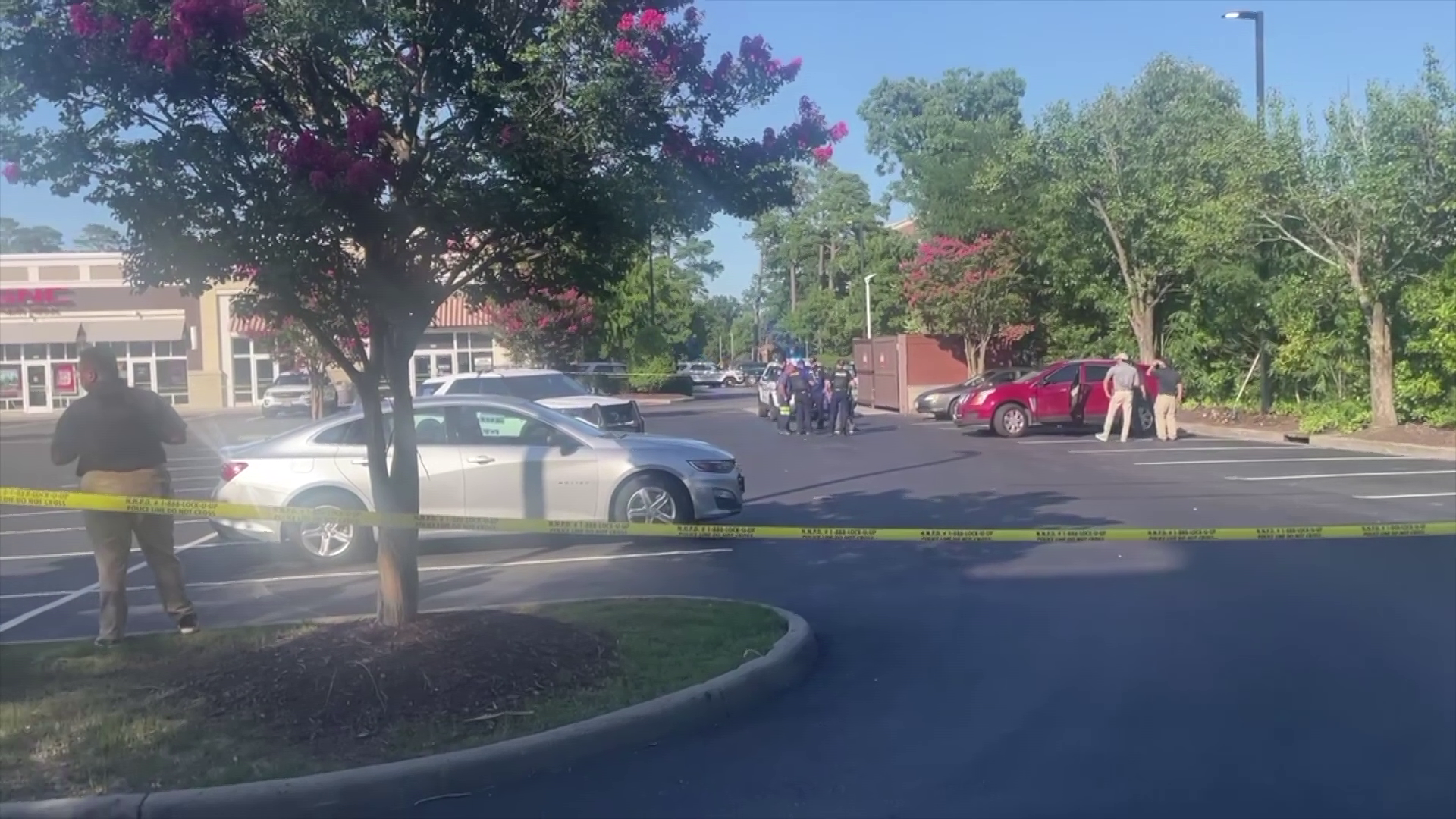 Newport News police shoot, kill suspect in armed bank robbery on Jefferson Ave.