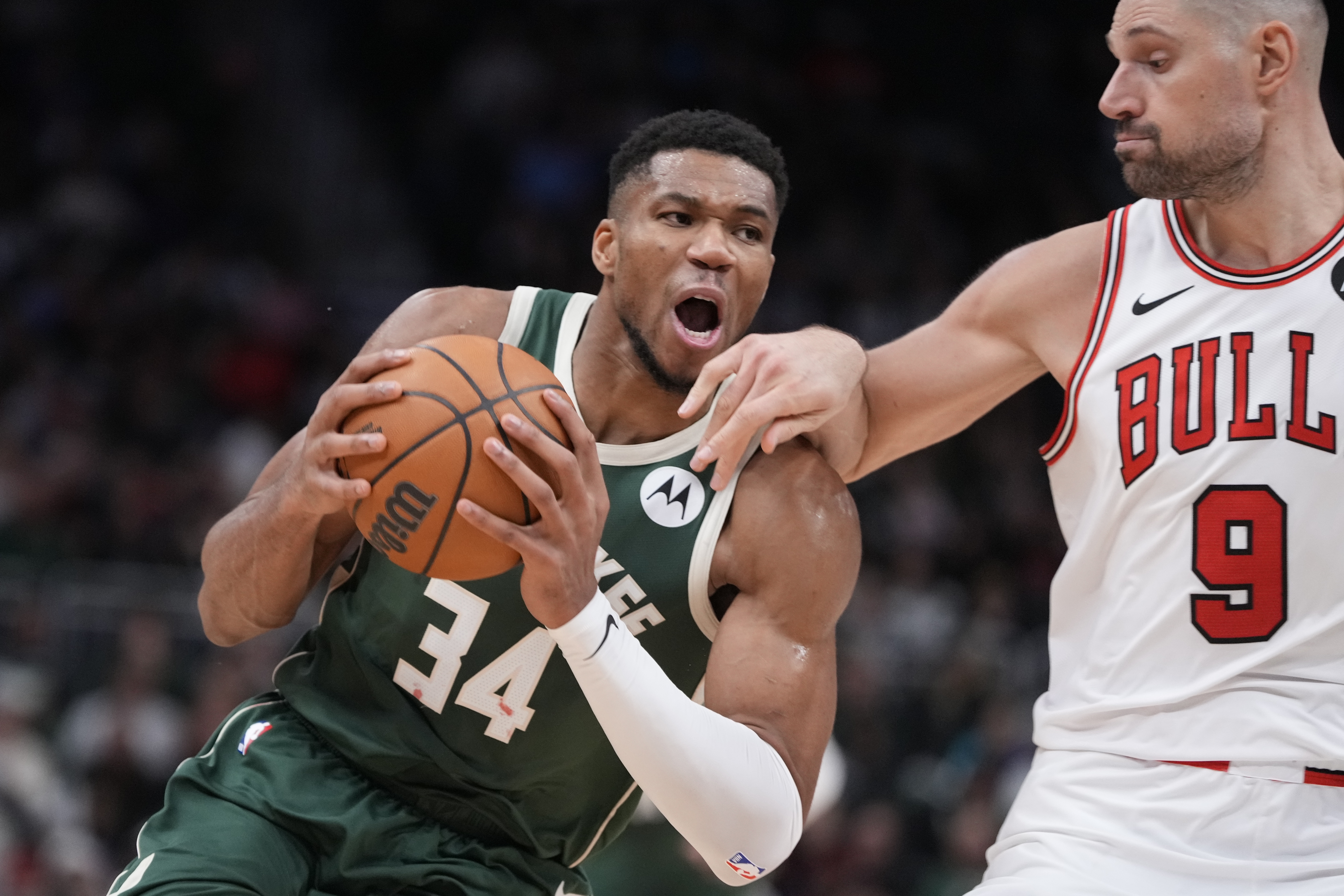 Bulls Bucks Basketball