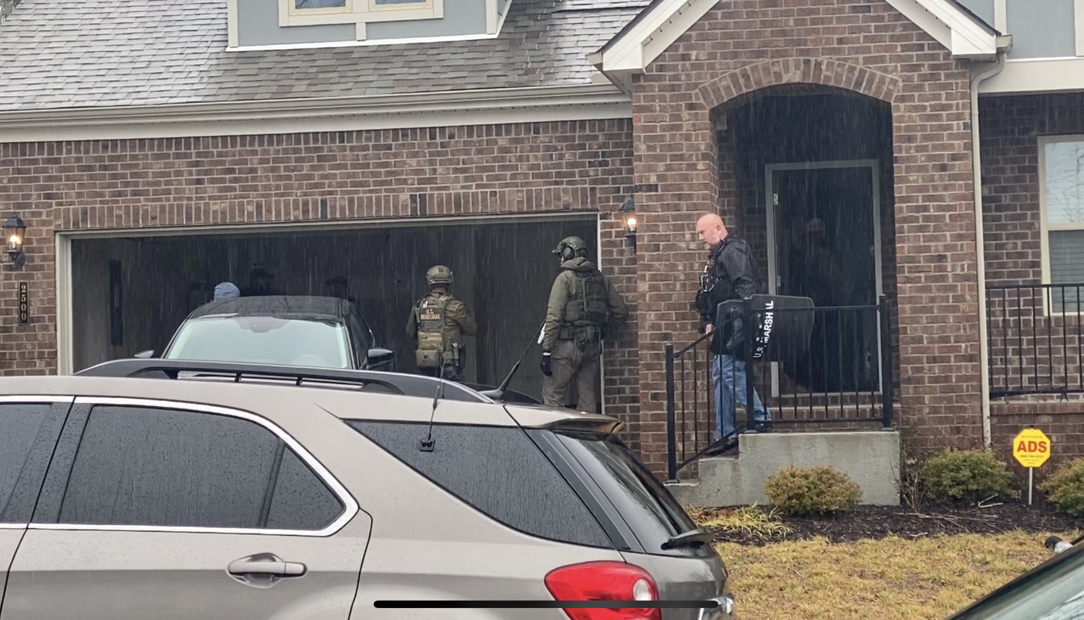 US Marshals Office executes felony warrants in Antioch neighborhood