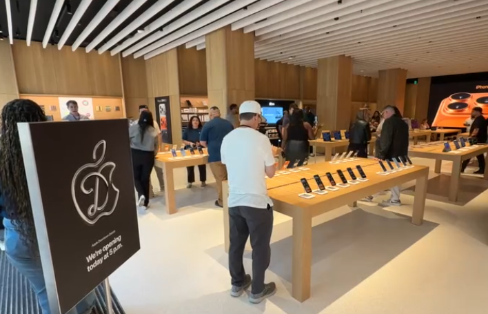 Inside Apple store in Detroit