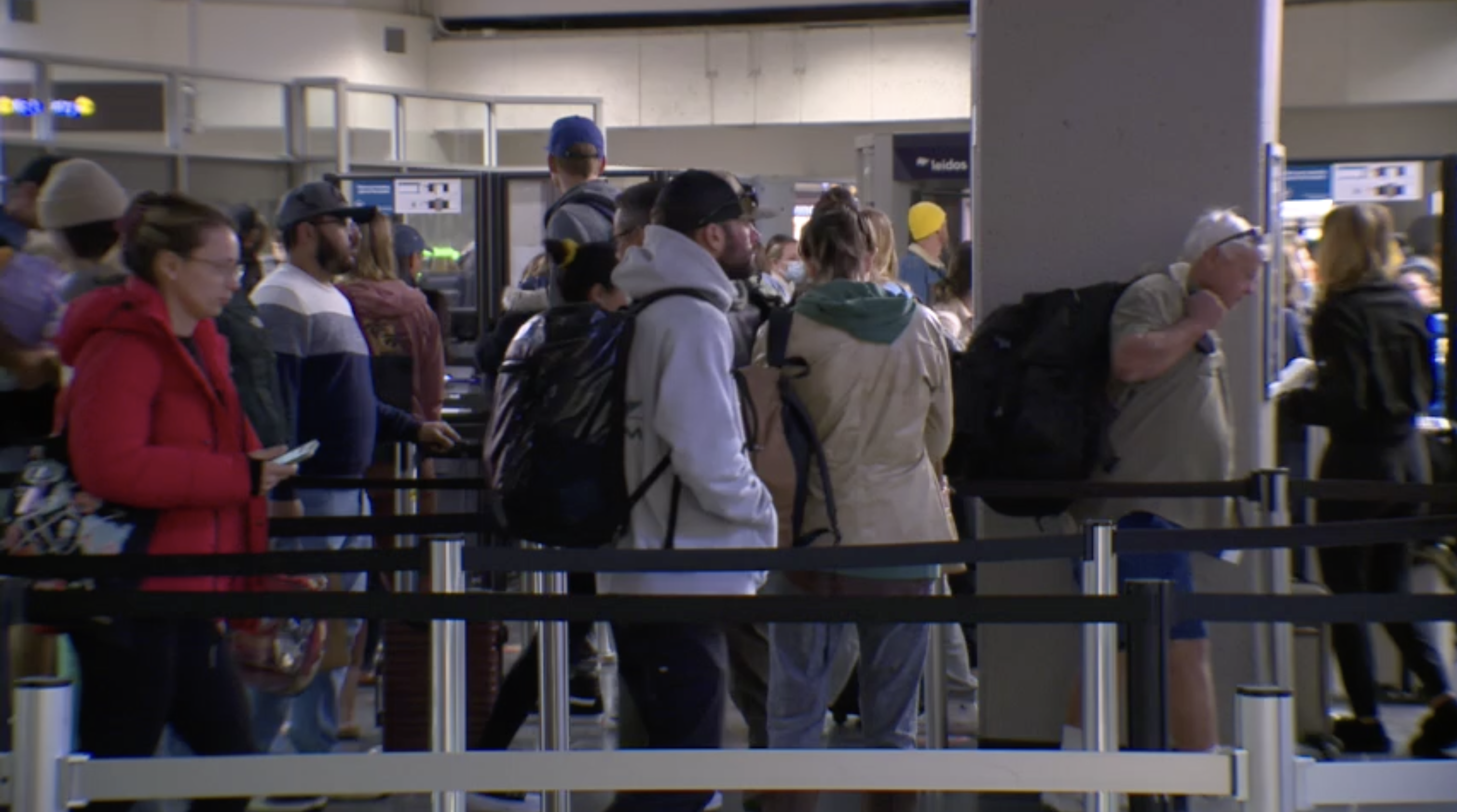 TSA: Sunday after Thanksgiving is the busiest travel day of the year