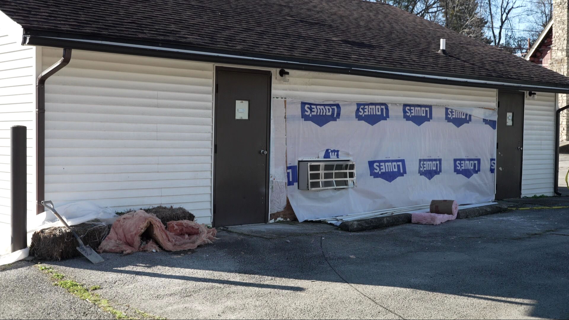 Boutique reopens after car crashes business