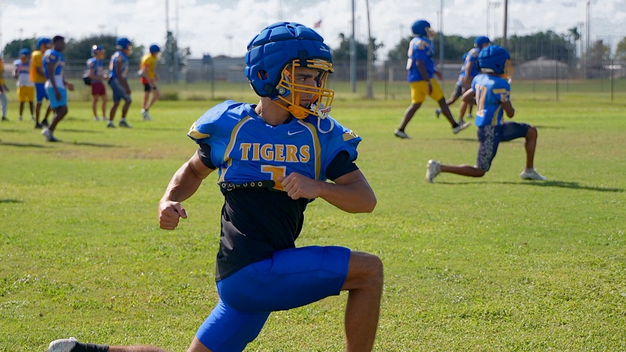 CLEWISTON FOOTBALL HELMETS THUMBNAIL.jpg