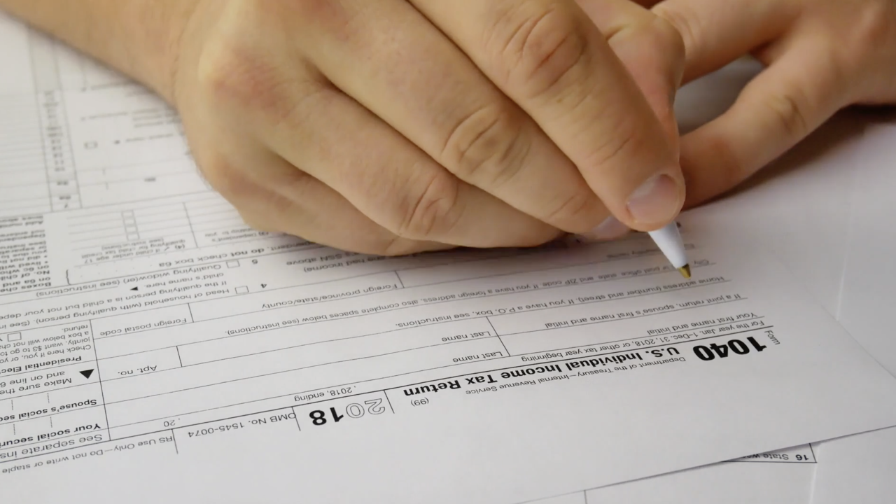 Child Tax Credits Monday Is Unenrollment Deadline To Choose Between Monthly Payments Or Lump Sum