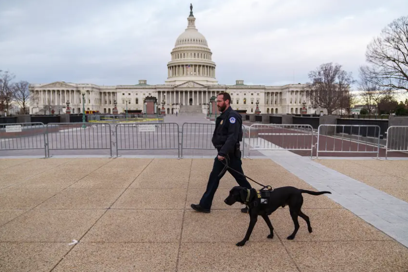 capitol police in texas.PNG