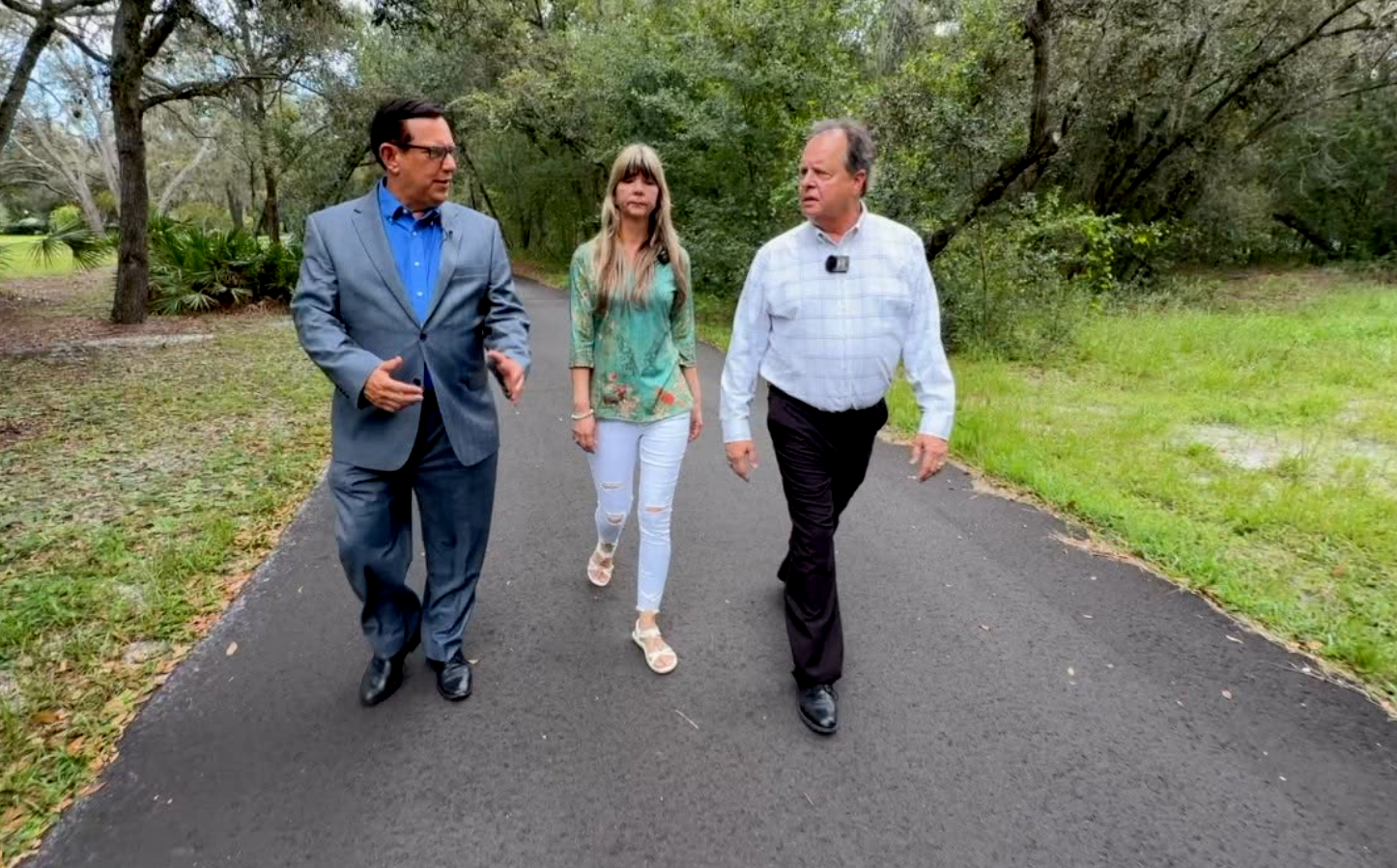 Brandy and Paul Miller say their HOA is involved in selective enforcement of rules (WFTS)