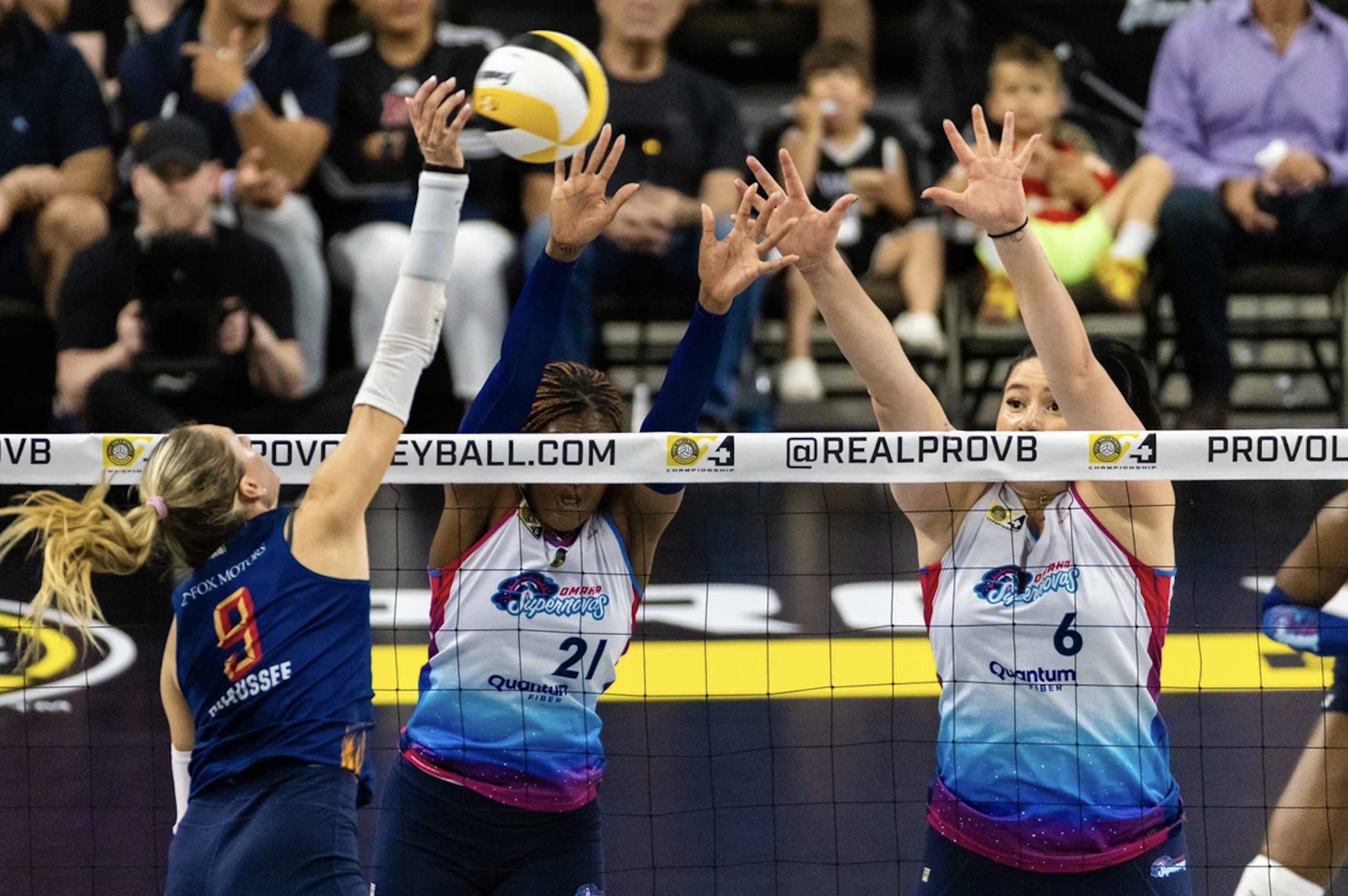 Grand Rapids Rise vs. Novas