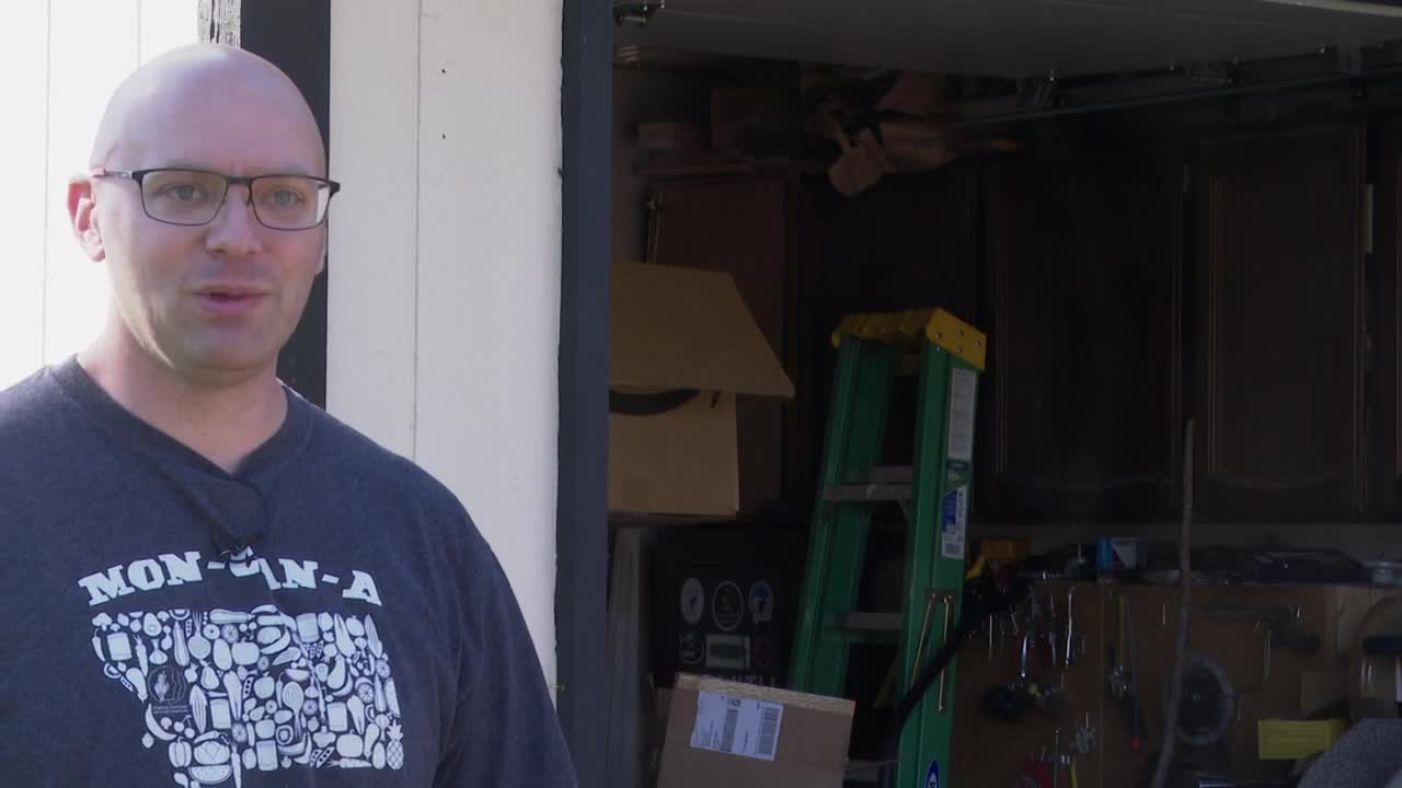 Lolo man unveils 700 pound pumpkin just in time for Halloween - Vimarsana News