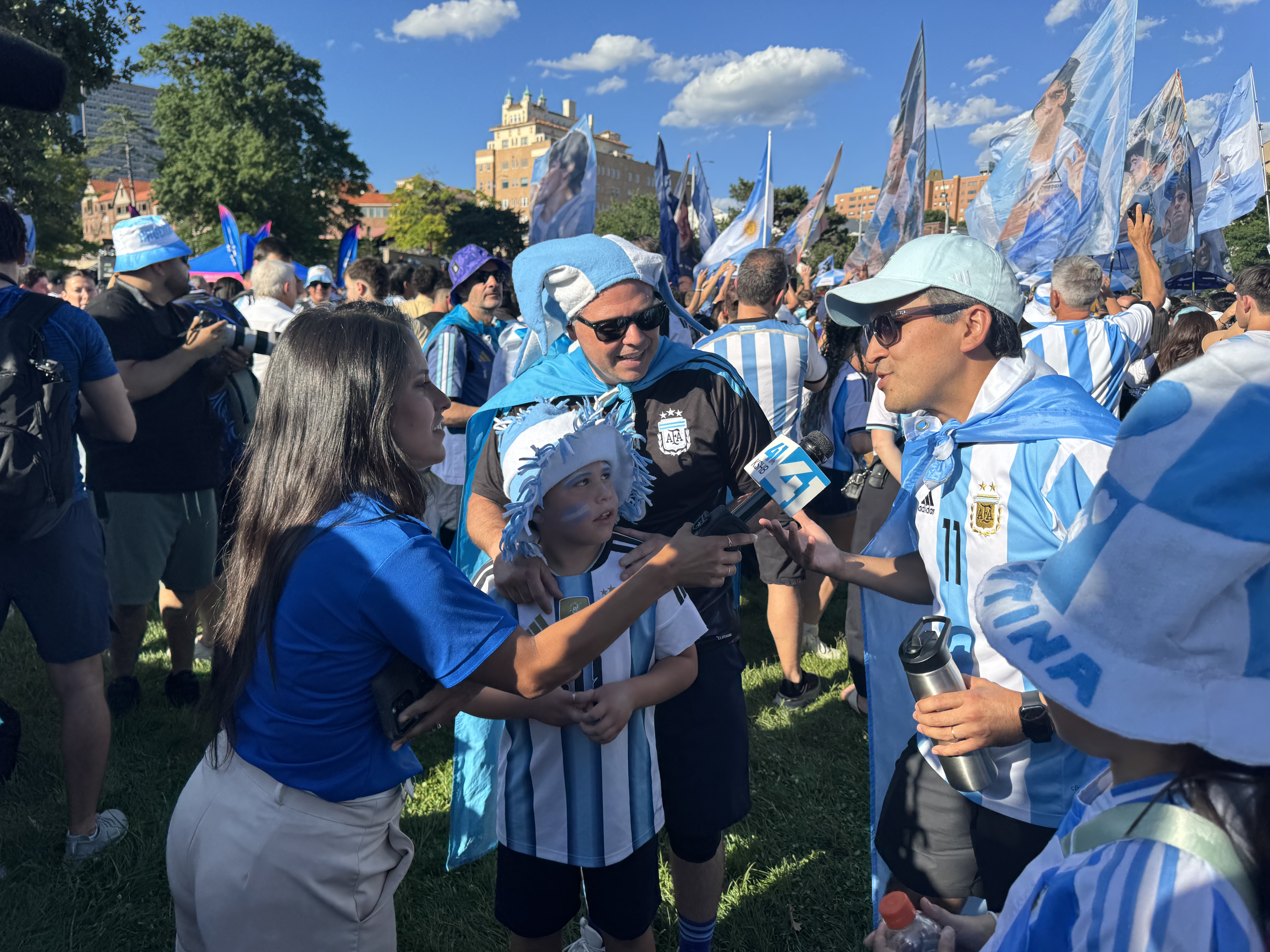 argentinabanderazofeinterview.JPG
