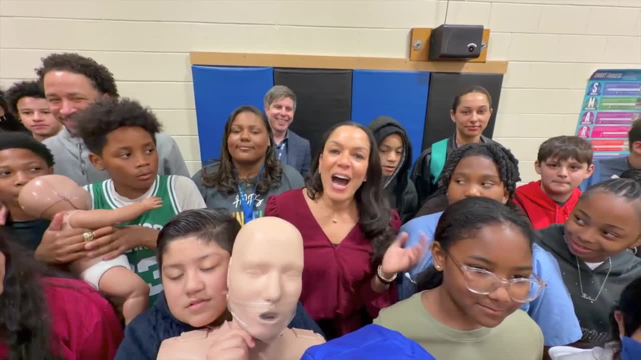 GENIENNE CAREER DAY 12.jpg