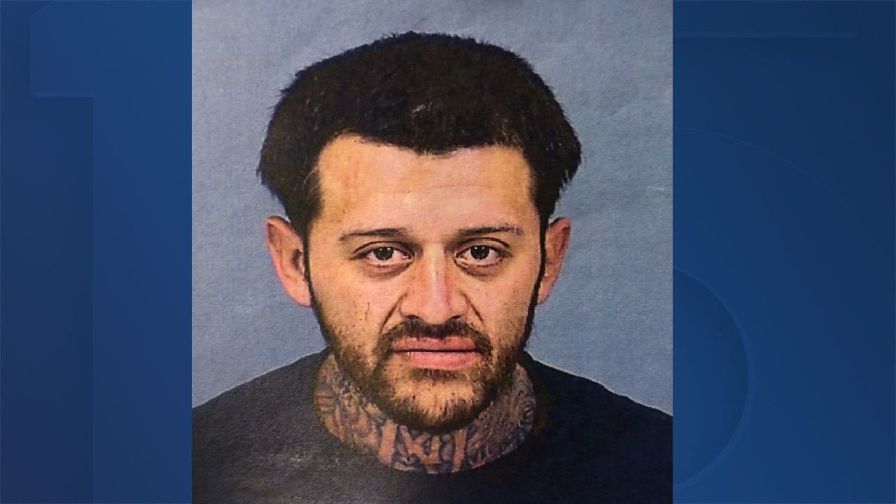 Jose Reyes suspect in Glendale convenience store shooting