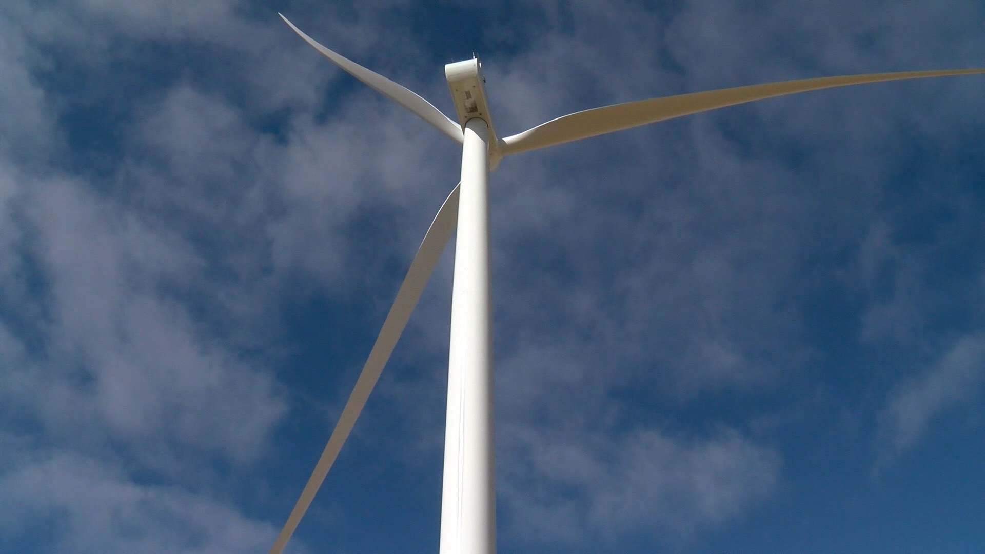 How wind farms are being impacted by strong Southern Colorado winds