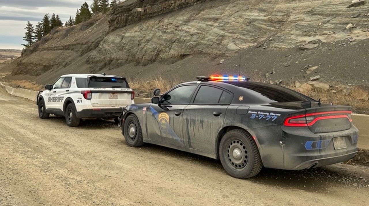 Suspect in custody after 4 people were shot in Stillwater County