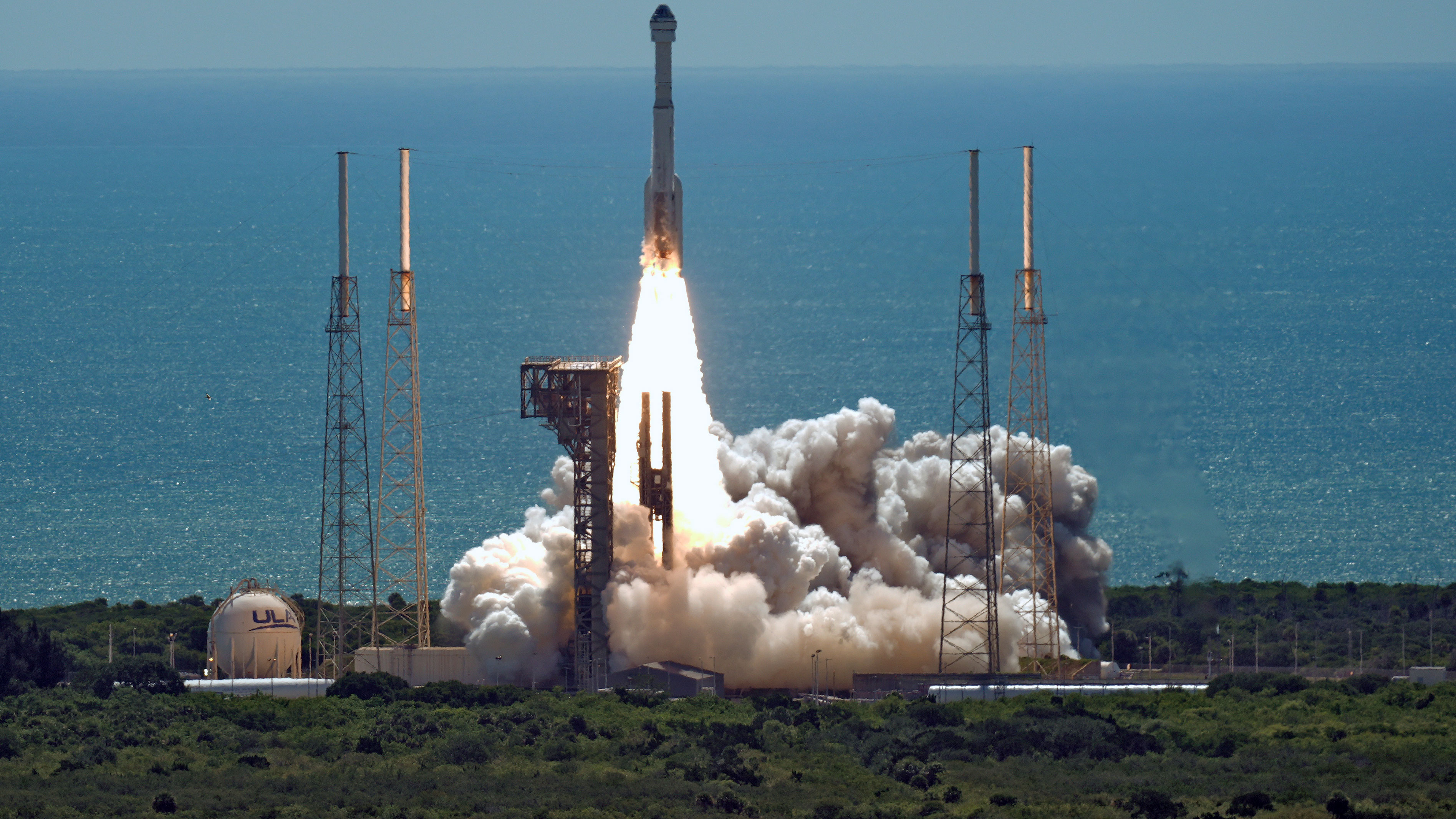 Boeing's Starliner capsule, atop an Atlas V rocket, lifts off from launch pad at Space Launch Complex 41 Wednesday, June 5, 2024, in Cape Canaveral, Fla. NASA astronauts Butch Wilmore and Suni Williams are headed to the International Space Station. 
