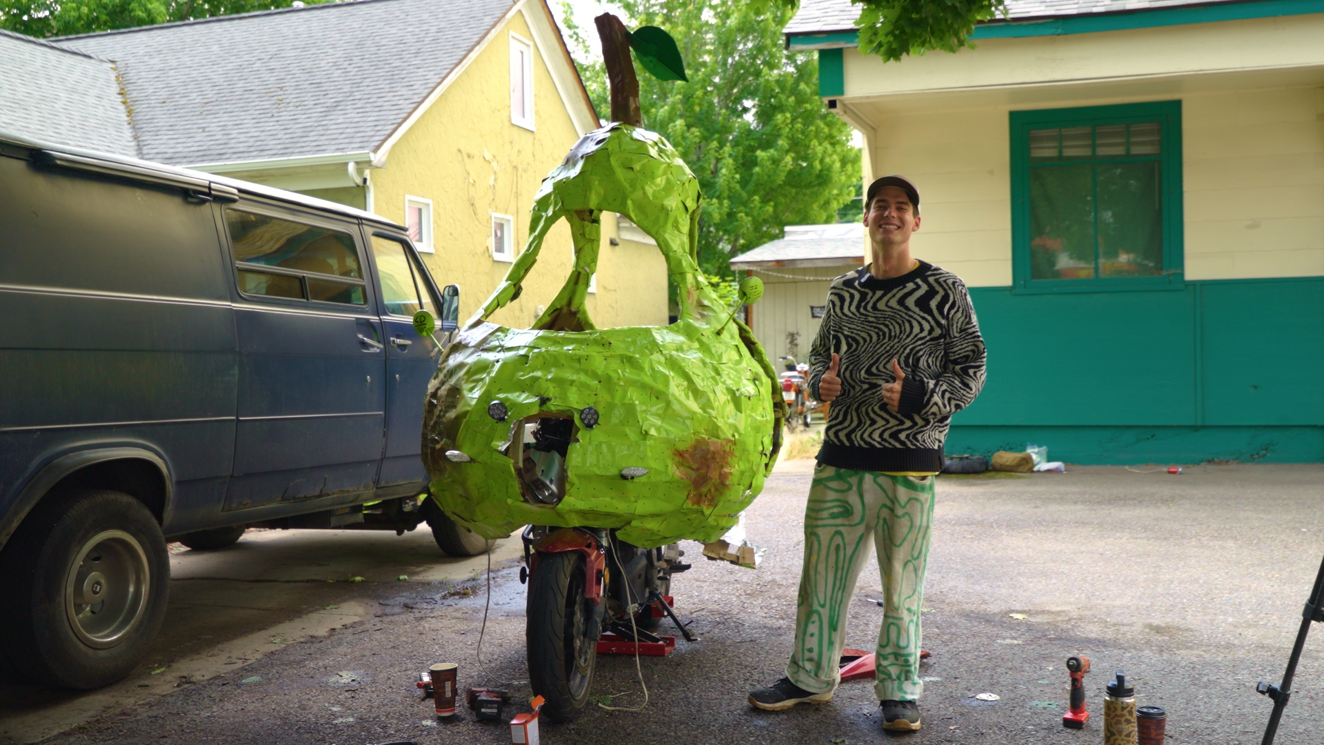 Andrew Glubbey and the Pear Car