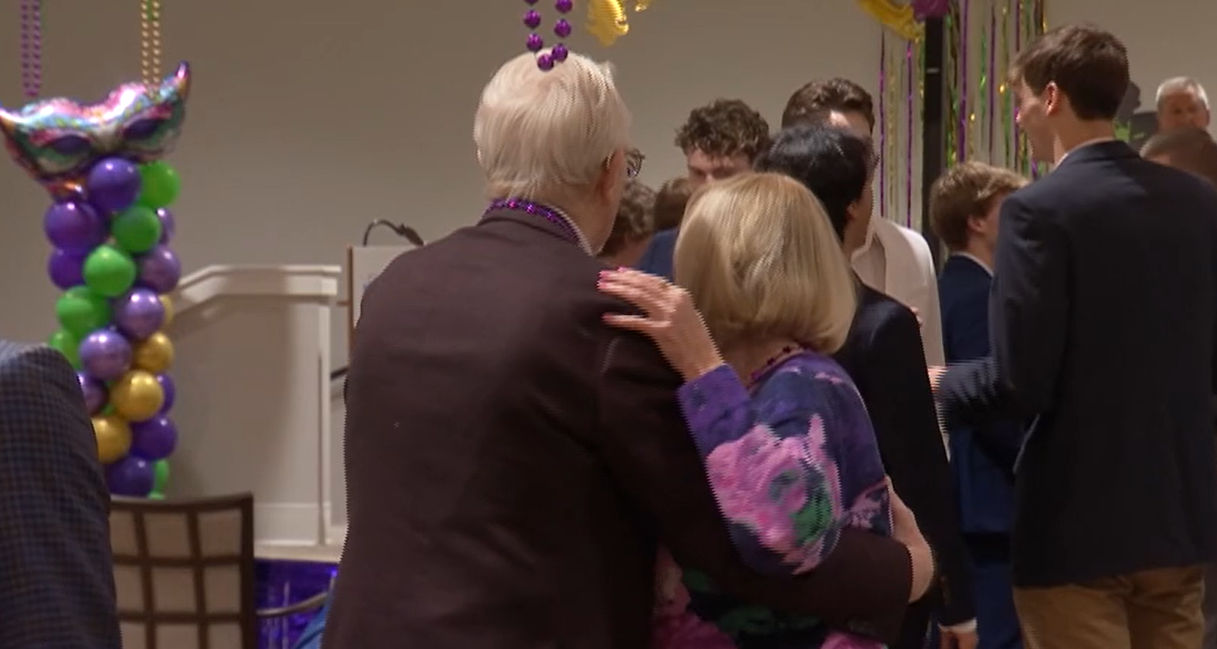 Transylvania fraternity hosts Mardi Gras ball for seniors