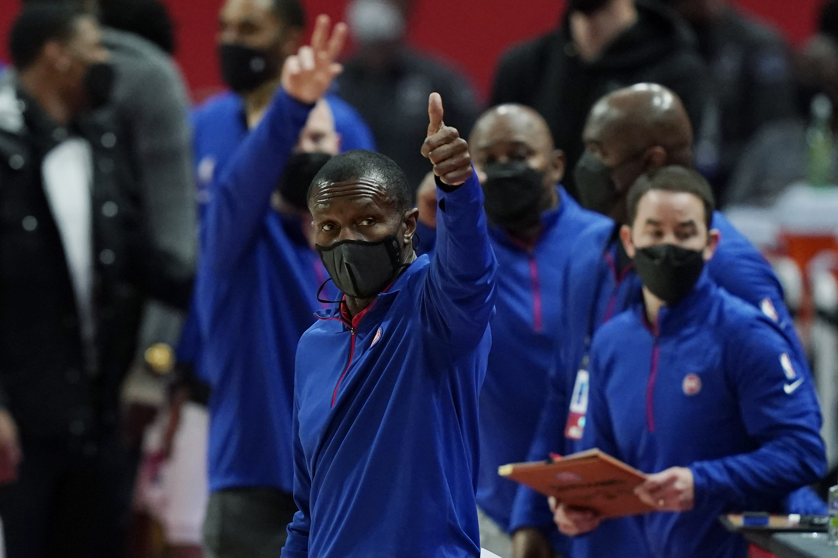 Dwane Casey Pistons Basketball